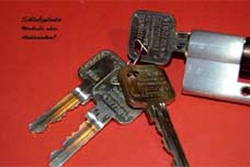Schlüssel mit Zylinder